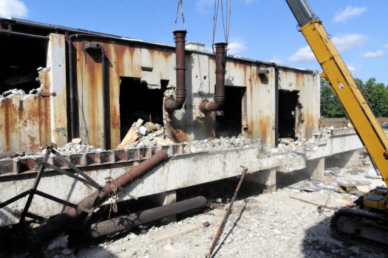 Enlever une cheminée et laisser le conduit : ce qu'il faut savoir